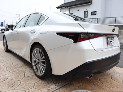 LEXUS IS - 5