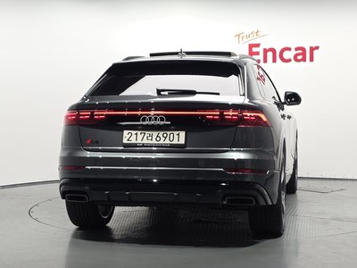 2024 AUDI Q8 照片 4