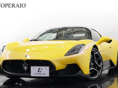 MASERATI MC20 - 1