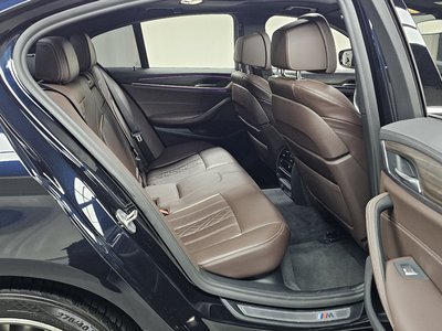 صورة مصغرة 17 لـ 2021 BMW 5 SERIES