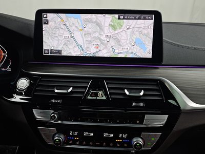 صورة مصغرة 19 لـ 2021 BMW 5 SERIES