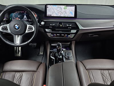 صورة 5 لـ 2021 BMW 5 SERIES