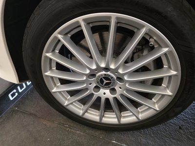 MERCEDES-BENZ E-CLASS - 7