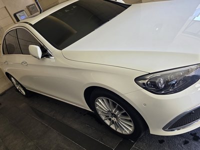 MERCEDES-BENZ E-CLASS - 1