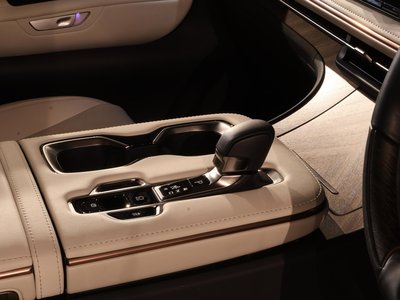 صورة مصغرة 15 لـ 2024 Lexus LM