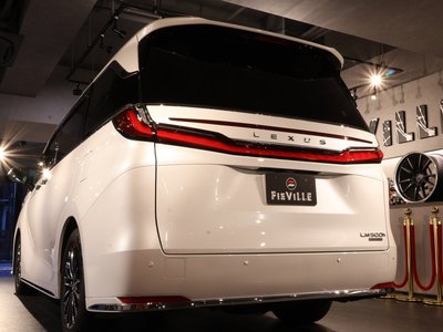 صورة مصغرة 11 لـ 2024 Lexus LM