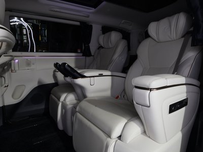 صورة مصغرة 22 لـ 2024 Lexus LM