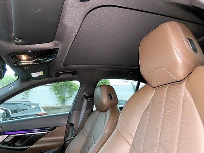 2025 BMW 5 SERIES — миниатюра 18