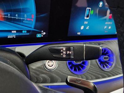 MERCEDES-BENZ GT AMG - 9