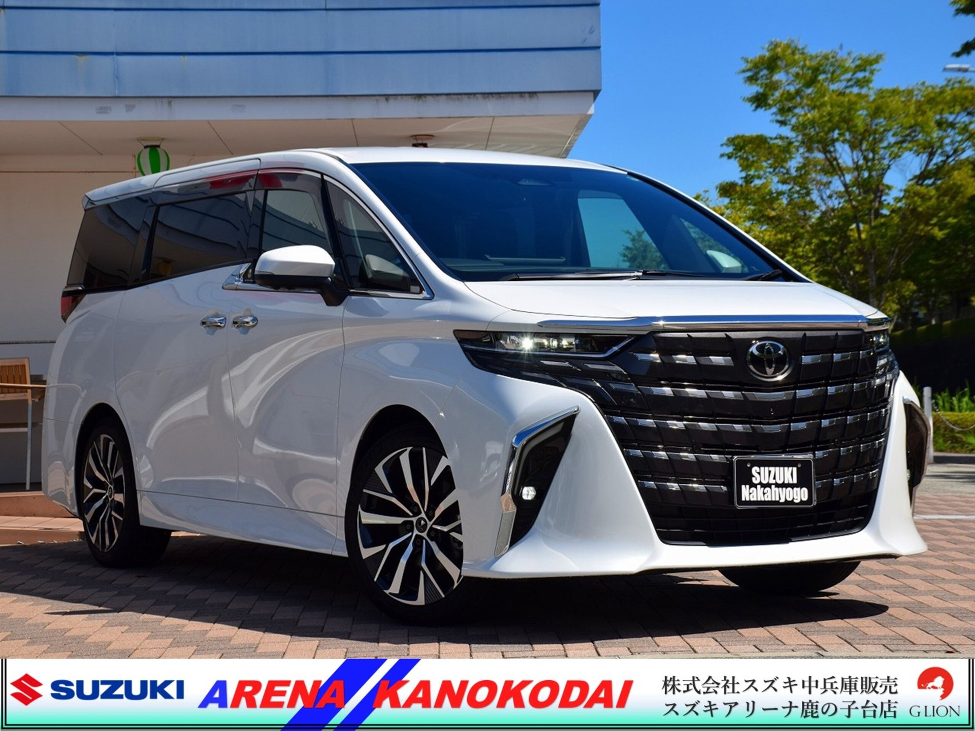 TOYOTA ALPHARD - View 1