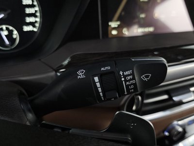 2019 Genesis G90 thumbnail 30