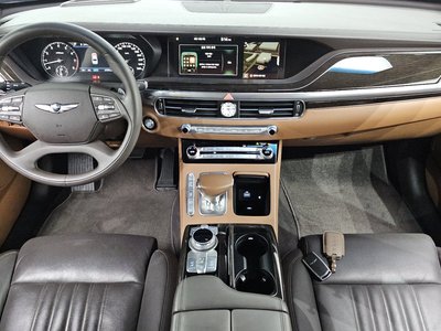 2019 Genesis G90 photo 5