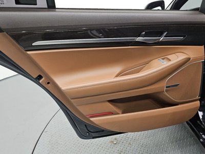 2019 Genesis G90 thumbnail 15