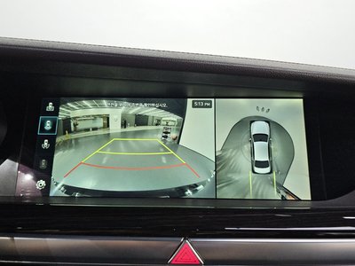 2019 Genesis G90 thumbnail 21