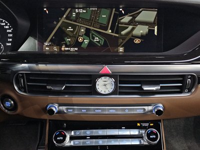 2019 Genesis G90 thumbnail 20