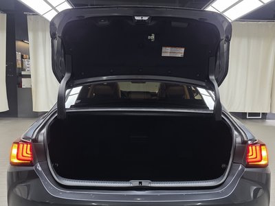 2024 Lexus ES 缩略图 23