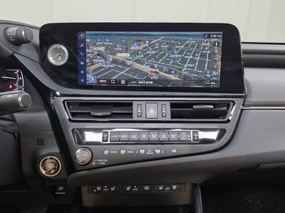 2024 Lexus ES 缩略图 19