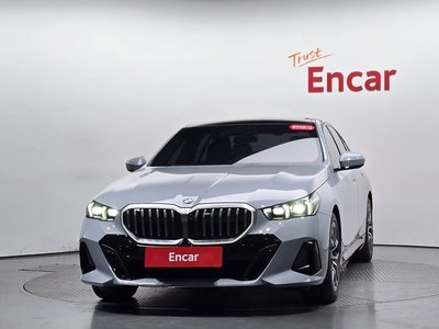 BMW 5 SERIES - 2