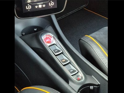 صورة مصغرة 17 لـ 2023 Mclaren ARTURA