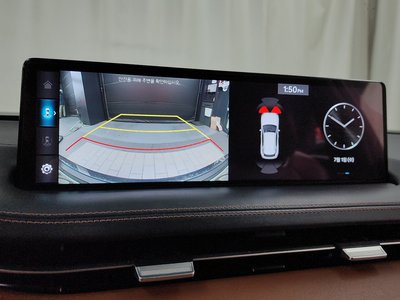 2021 Genesis GV70 — миниатюра 21