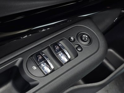 صورة مصغرة 28 لـ 2019 MINI COOPER CLUBMAN