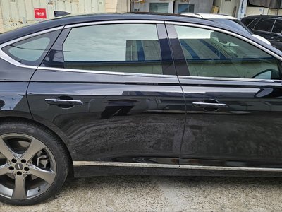 GENESIS G80 (RG3) - 4