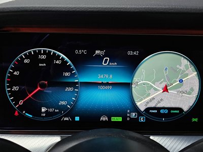 MERCEDES-BENZ E-CLASS - 8