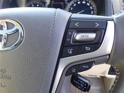 TOYOTA LAND CRUISER PRADO - 9