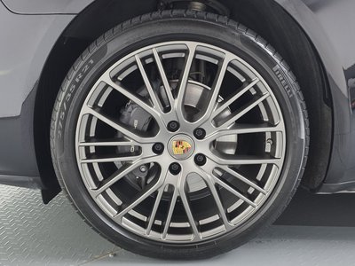 PORSCHE PANAMERA - 6