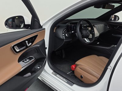 MERCEDES-BENZ E-CLASS - 10