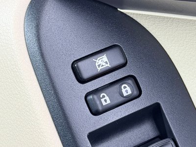 2023 Toyota LAND CRUISER PRADO 缩略图 23
