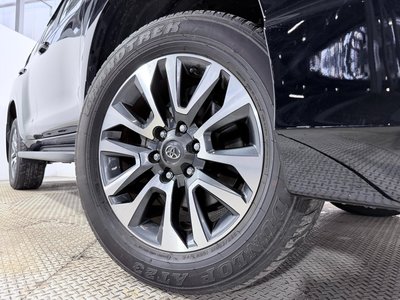 2023 Toyota LAND CRUISER PRADO 缩略图 18