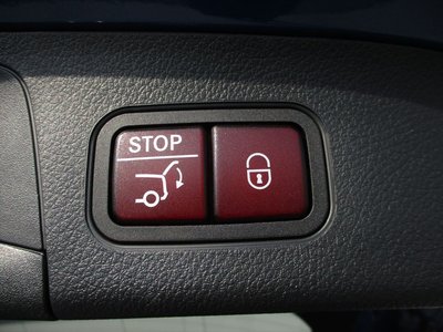 MERCEDES-BENZ GLA - 9