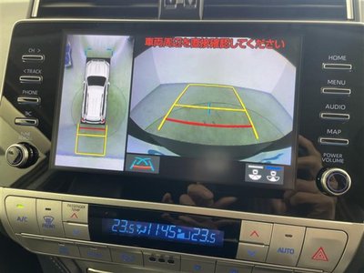 TOYOTA LAND CRUISER - 3