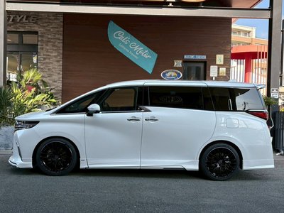 TOYOTA ALPHARD - 10