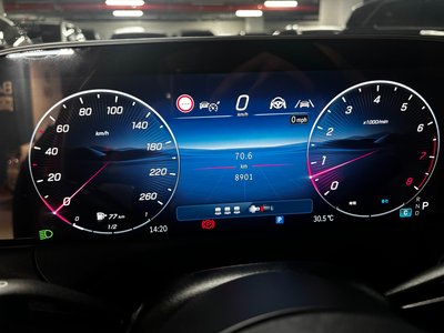 2025 Mercedes-BENZ E-CLASS photo 10