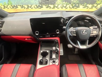 2024 Lexus NX photo 2