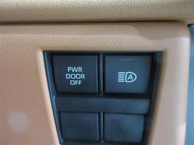TOYOTA VELLFIRE - 10