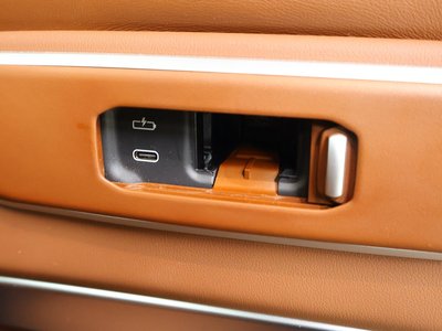2025 BMW X7 缩略图 52
