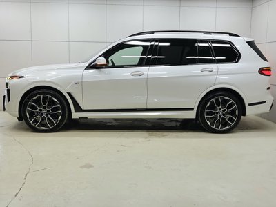 2025 BMW X7 照片 8