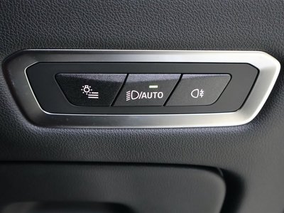 2025 BMW X7 缩略图 60