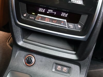 2025 BMW X7 缩略图 49