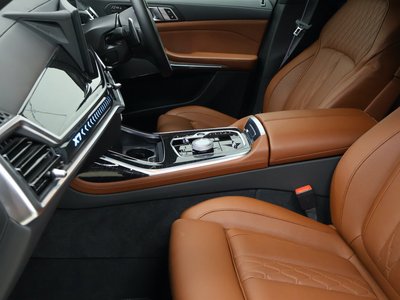 2025 BMW X7 缩略图 13