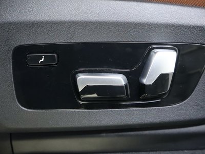 2025 BMW X7 缩略图 47