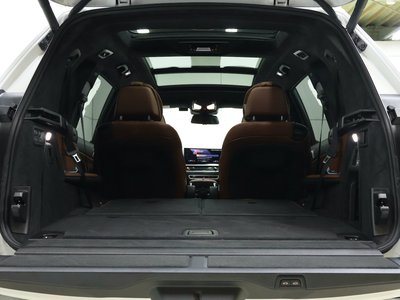 2025 BMW X7 缩略图 34