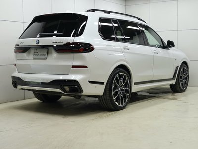 2025 BMW X7 缩略图 27
