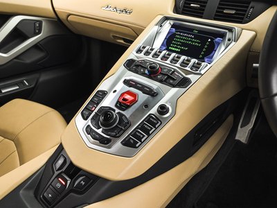 2014 Lamborghini AVENTADOR 缩略图 20