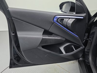2025 BMW X3 — миниатюра 14