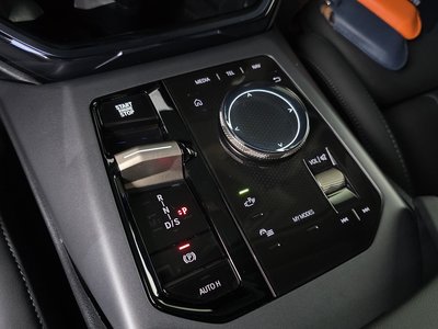 2025 BMW X3 — миниатюра 12