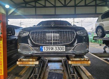 MERCEDES-BENZ S-CLASS - View 1